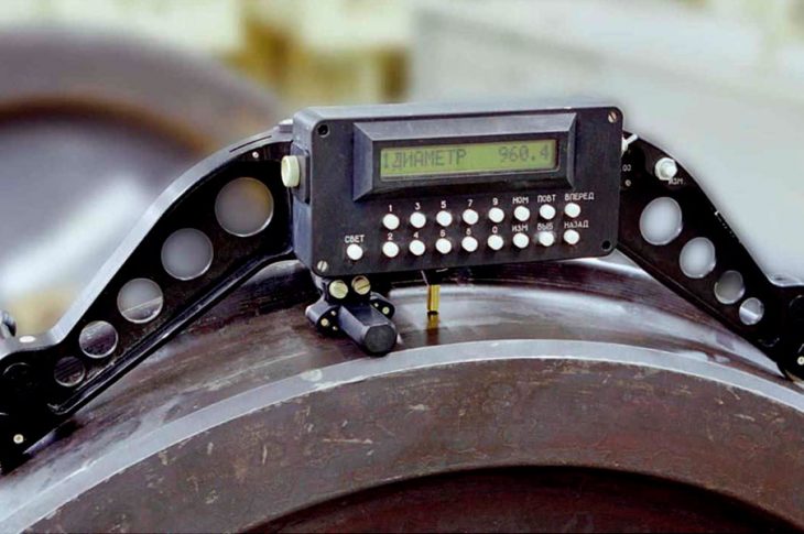 Малогабаритный автоматизированный прибор для измерения колес МАИК